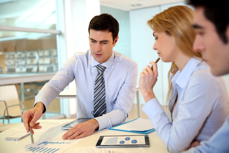 Business Decisions Empowered by Self-Service BI